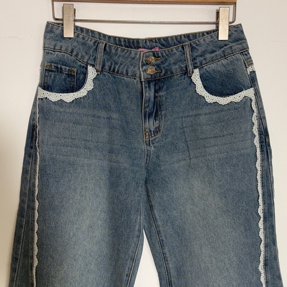 Edikted Style S19507 Blue Flare Jeans with Lace Detailing Size Medium - Picture 2 of 6